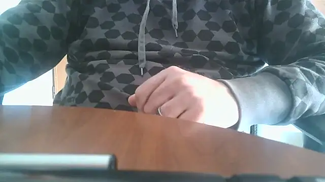 Snapshot of lanata chatting on 03/29/26, 12:27 lanata online show from 03/29/26, 12:27