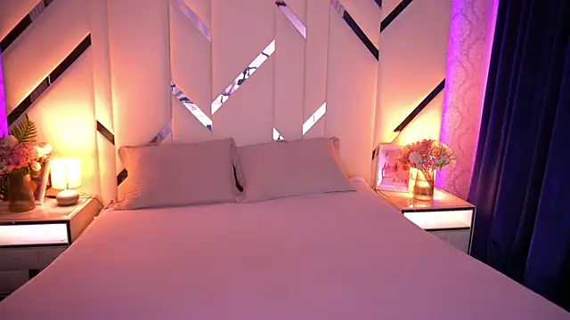 LindsieGreyy online show from 05/07/26, 12:54