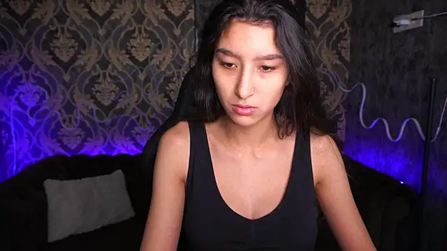 Snapshot of CharmMocco chatting on 02/13/25, 07:13 CharmMocco online show from 02/13/25, 07:13