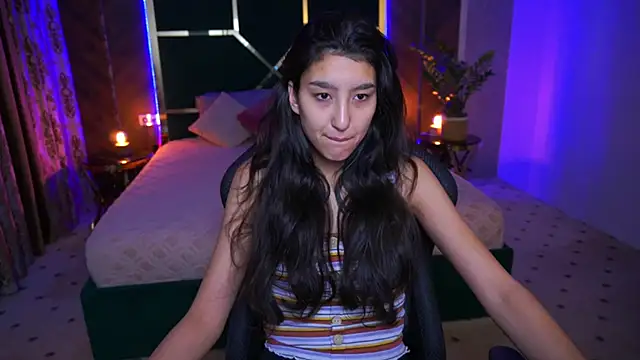 Snapshot of CharmMocco chatting on 03/04/25, 07:30 CharmMocco online show from 03/04/25, 07:30