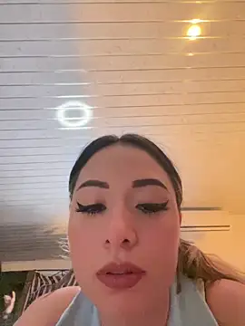 Snapshot of Nataylayla chatting on 03/08/25, 02:23 Nataylayla online show from 03/08/25, 02:23