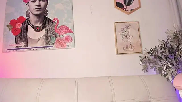 Dhalila  online show from 03/15/25, 04:13