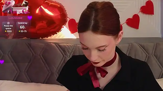 Snapshot of JoYung chatting on 02/17/25, 08:09 JoYung online show from 02/17/25, 08:09