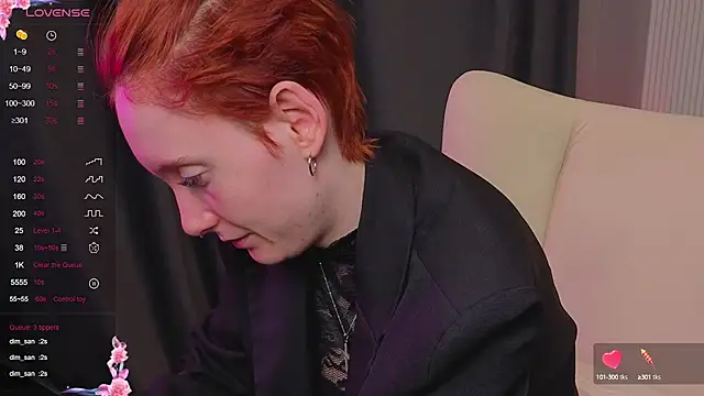 Snapshot of JoYung chatting on 09/19/25, 04:14 JoYung online show from 09/19/25, 04:14