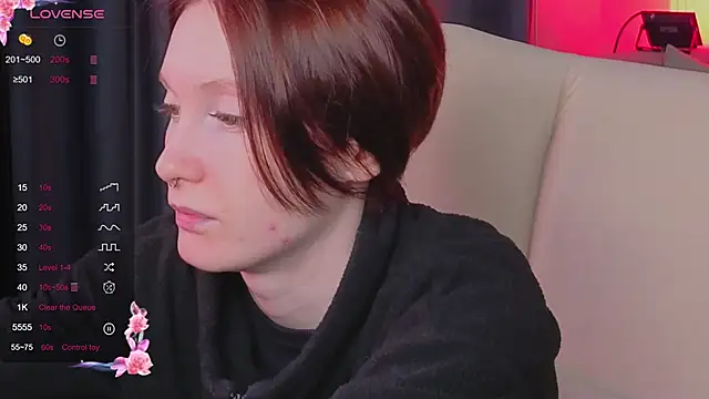 Snapshot of JoYung chatting on 09/27/25, 04:17 JoYung online show from 09/27/25, 04:17