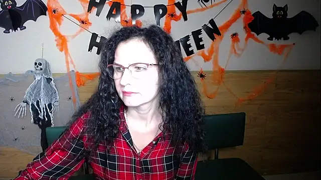 Miroslava Happi online show from 10/30/25, 06:15