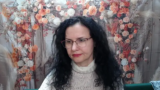 Miroslava Happi online show from 04/10/26, 06:07