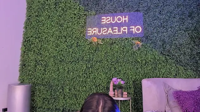 emmiily z online show from 03/07/25, 09:51