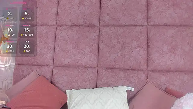 LilyRoxi online show from 12/02/25, 09:32