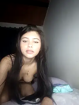 CHLOE ISABELL online show from 04/23/26, 12:34