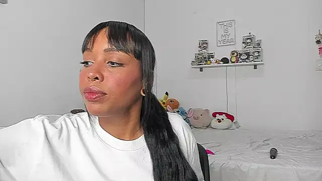 Annaa Brooks online show from 04/26/26, 04:26