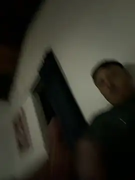 ElCangri19 online show from 04/27/26, 05:05