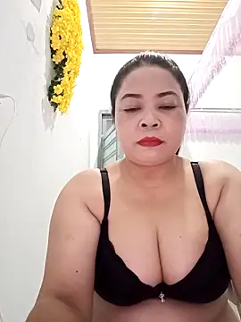 Snapshot of Baby-bigtits2024 chatting on 02/18/25, 01:11 Baby-bigtits2024 online show from 02/18/25, 01:11