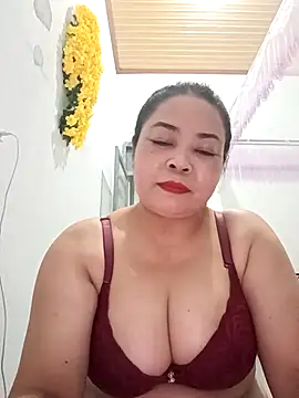 Snapshot of Baby-bigtits2024 chatting on 02/23/25, 12:59 Baby-bigtits2024 online show from 02/23/25, 12:59