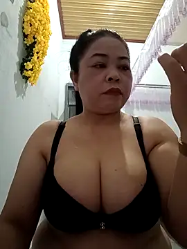 Snapshot of Baby-bigtits2024 chatting on 02/24/25, 10:36 Baby-bigtits2024 online show from 02/24/25, 10:36