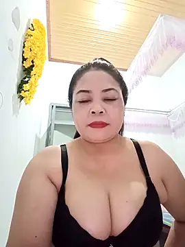 Snapshot of Baby-bigtits2024 chatting on 03/19/25, 12:34 Baby-bigtits2024 online show from 03/19/25, 12:34