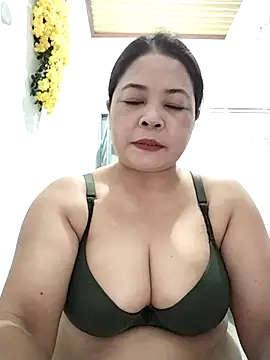 Snapshot of Baby-bigtits2024 chatting on 09/24/25, 01:25 Baby-bigtits2024 online show from 09/24/25, 01:25