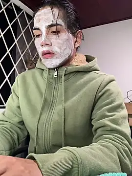 Snapshot of shadowsofgarden chatting on 02/20/25, 03:23 shadowsofgarden online show from 02/20/25, 03:23