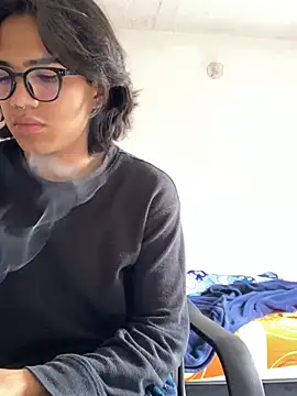 Snapshot of shadowsofgarden chatting on 03/02/25, 06:08 shadowsofgarden online show from 03/02/25, 06:08