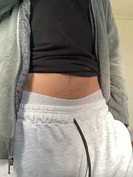 Snapshot of shadowsofgarden chatting on 12/22/25, 05:32 shadowsofgarden online show from 12/22/25, 05:32