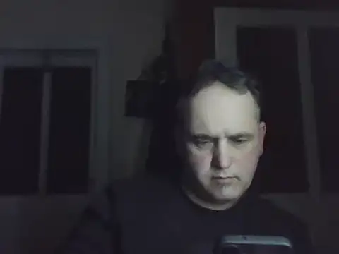 Snapshot of Szolga10 chatting on 03/02/25, 05:14 Szolga10 online show from 03/02/25, 05:14