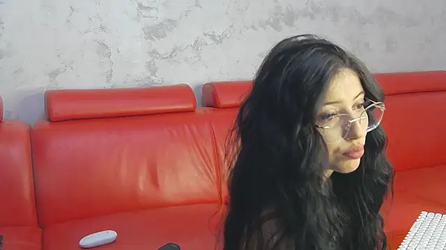 Foxy Rosee online show from 12/05/25, 06:44