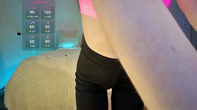 Roseaa online show from 10/08/25, 03:42