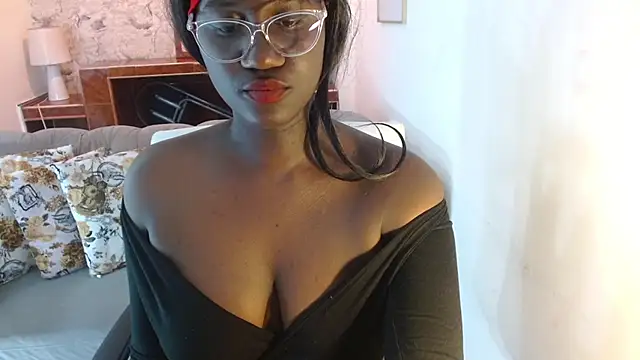 shanntall tk online show from 02/24/25, 03:53