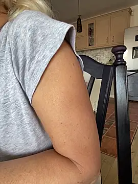 DeboraXporn online show from 10/23/25, 01:32