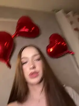 Snapshot of Jackie_White_ chatting on 03/05/25, 07:49 Jackie White  online show from 03/05/25, 07:49