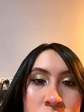 ValentinaOrtiz3 online show from 12/02/25, 01:44