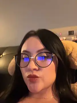 Snapshot of ValentinaOrtiz3 chatting on 02/03/26, 02:53 ValentinaOrtiz3 online show from 02/03/26, 02:53