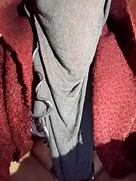 Snapshot of Dlo3a_sixi-arbi chatting on 02/24/25, 02:37 Dlo3a sixi-arbi online show from 02/24/25, 02:37