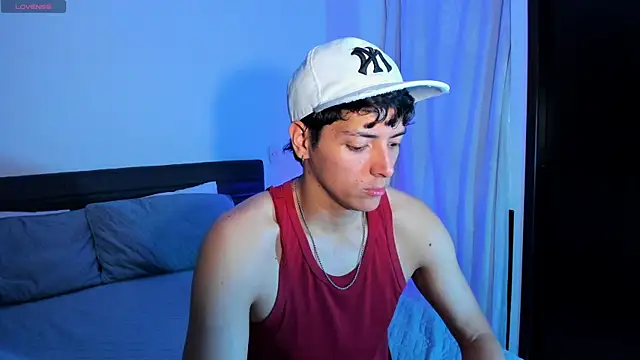 Snapshot of _JacobMiller__ chatting on 11/19/25, 09:04 JacobMiller online show from 11/19/25, 09:04