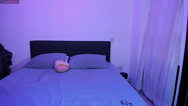 Snapshot of _JacobMiller__ chatting on 12/05/25, 09:00 JacobMiller online show from 12/05/25, 09:00