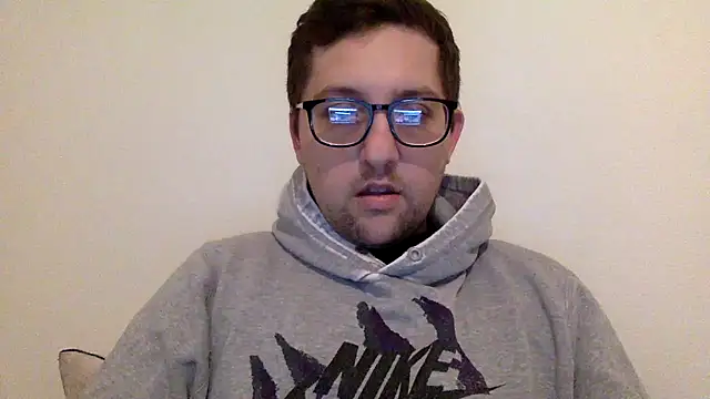 Snapshot of Milflover96 chatting on 02/14/25, 10:47 Milflover96 online show from 02/14/25, 10:47