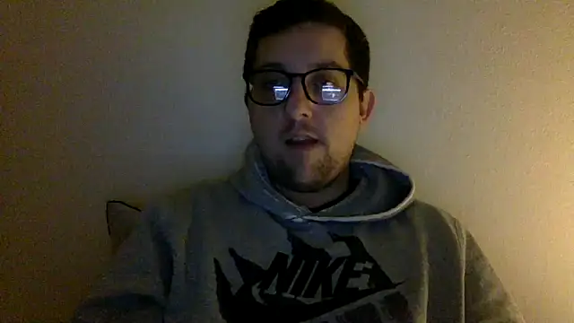 Snapshot of Milflover96 chatting on 02/15/25, 05:09 Milflover96 online show from 02/15/25, 05:09