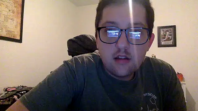 Snapshot of Milflover96 chatting on 02/17/25, 03:04 Milflover96 online show from 02/17/25, 03:04