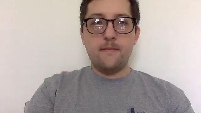 Snapshot of Milflover96 chatting on 02/17/25, 06:37 Milflover96 online show from 02/17/25, 06:37