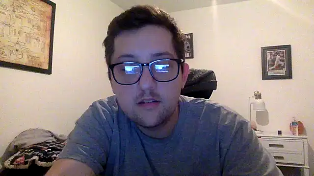 Snapshot of Milflover96 chatting on 02/18/25, 04:48 Milflover96 online show from 02/18/25, 04:48