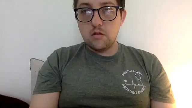 Snapshot of Milflover96 chatting on 02/18/25, 04:59 Milflover96 online show from 02/18/25, 04:59