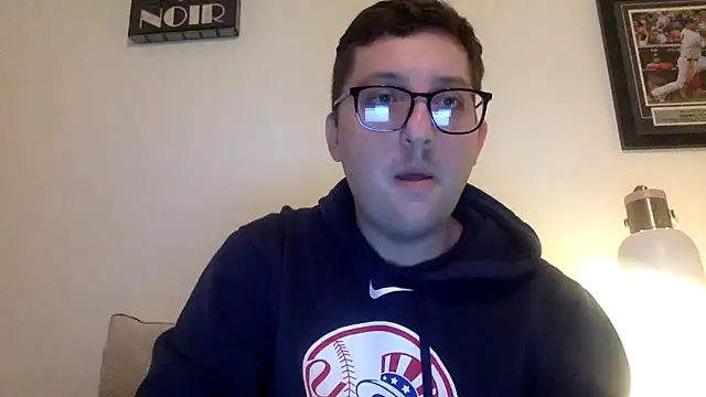 Snapshot of Milflover96 chatting on 02/19/25, 12:14 Milflover96 online show from 02/19/25, 12:14