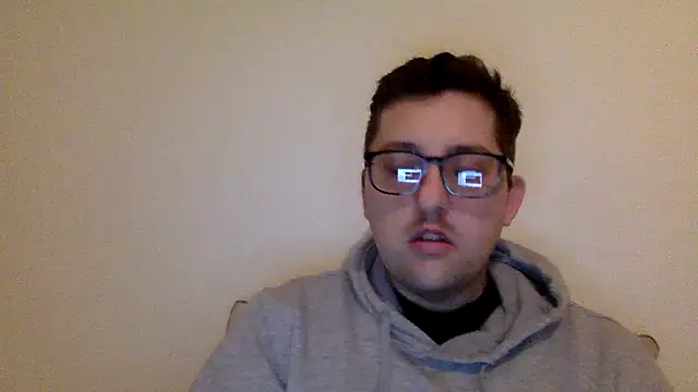 Snapshot of Milflover96 chatting on 02/20/25, 12:41 Milflover96 online show from 02/20/25, 12:41