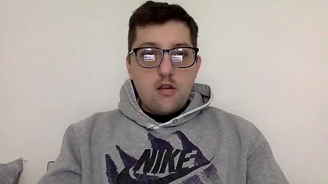 Snapshot of Milflover96 chatting on 02/20/25, 06:02 Milflover96 online show from 02/20/25, 06:02