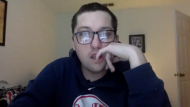 Snapshot of Milflover96 chatting on 03/10/25, 04:03 Milflover96 online show from 03/10/25, 04:03