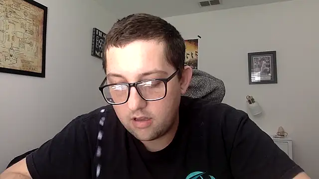 Snapshot of Milflover96 chatting on 03/22/25, 08:37 Milflover96 online show from 03/22/25, 08:37