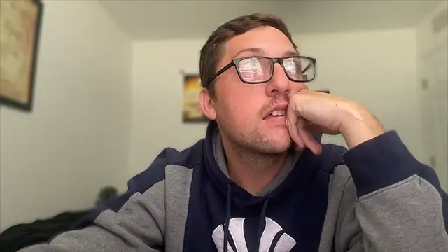 Snapshot of Milflover96 chatting on 10/17/25, 02:19 Milflover96 online show from 10/17/25, 02:19