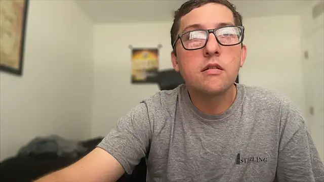 Snapshot of Milflover96 chatting on 11/21/25, 04:49 Milflover96 online show from 11/21/25, 04:49