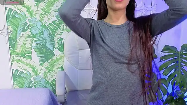 sara sharma  online show from 11/10/25, 03:33