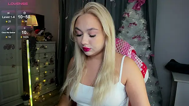 Snapshot of _Loneve__ chatting on 01/14/26, 03:23 Loneve online show from 01/14/26, 03:23